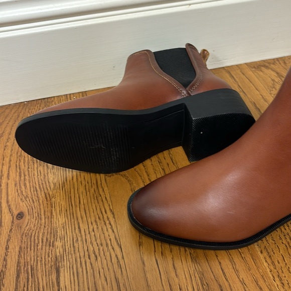 Steve Madden brown leather booties size 5.5 NEW - Picture 2 of 5
